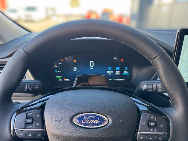 Ford Kuga Plug-In Hybrid Titanium +Winterpaket +GJR - bilder 7