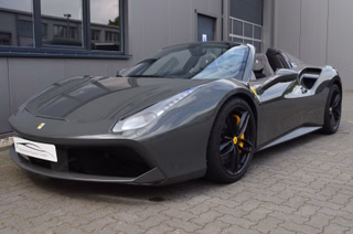 Ferrari 488 Spider Grigio Scuro Carbon-Lenkrad LED LIFT