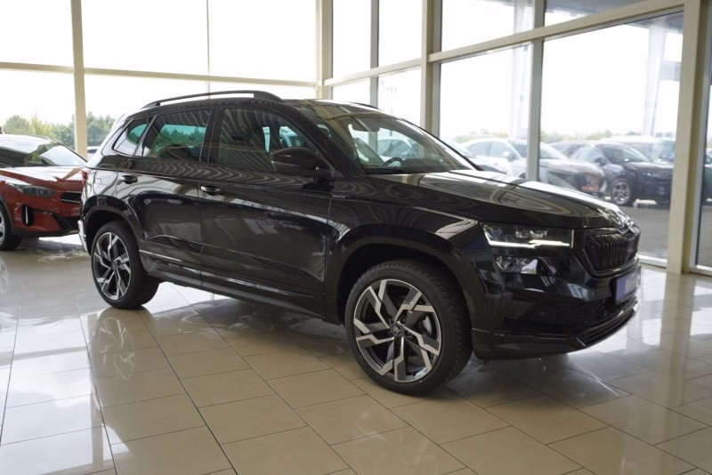 Skoda Karoq Sportline 2,0TSI DSG 4x4 aAHK/Pano/4*J.Gar/Matrix/Navi    **