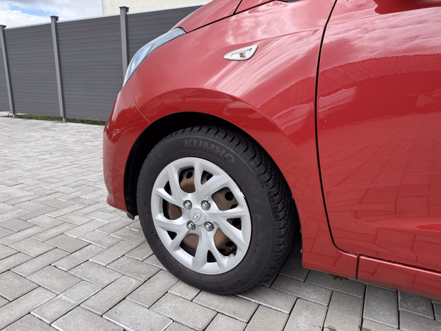 Hyundai i10 Pure Klima TÜV 28 Service neu - foto 7