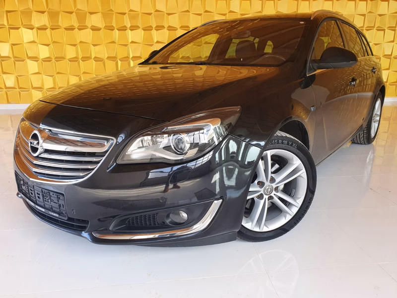 Opel Insignia A Sports Tourer/LEDER/RÜCKFAHRK./BI-XENON/ Sport