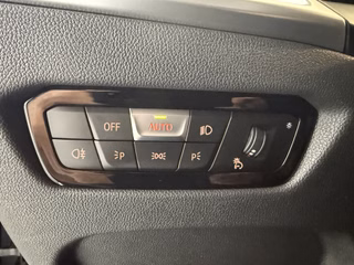 BMW 330 i xDrive M Sport Autom., LED Navi Kamera ACC - bilder 9