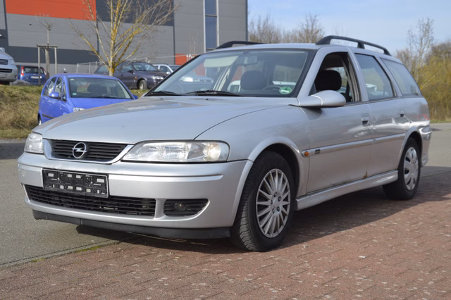 Opel Vectra B Caravan Edition 2000 B Gebrauchtwagen Kaufen | EZ 07/2001 | Preis 490 €