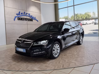 Skoda Superb Combi 1,5TSI DSG Navi/Kamera/el.Klappe/Kessy         **