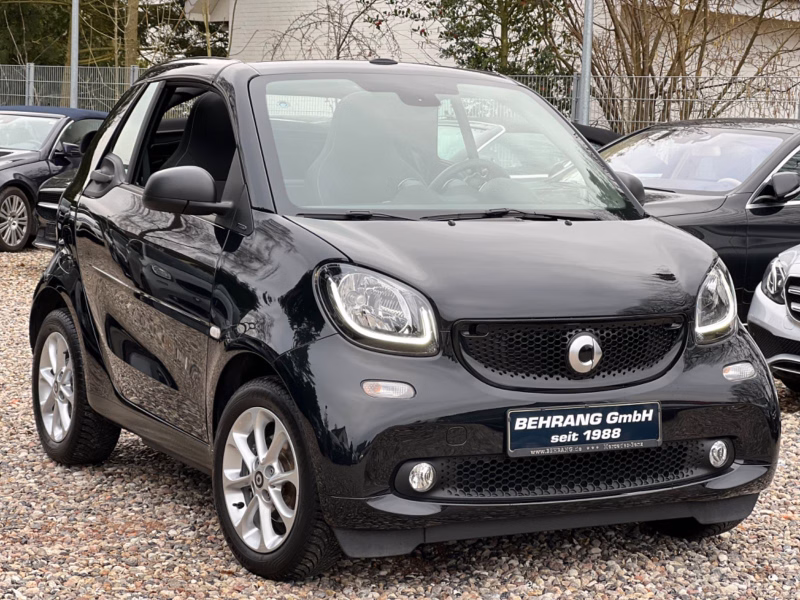 Smart For Two Cabrio *PASSION*1.HAND*KAMERA*NAVI*TURBO