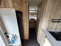 Daumennagel 17 - Eura Mobil Integra Line 720 EF Edition 101 Automatik 180 PS Hubbett