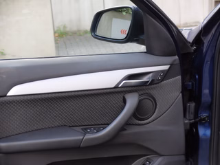 BMW X1 sDrive 16d Lounge - bilder 9