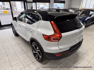 Volvo XC40 B4 B Aut. R-Design PANORAMA AHK ACC 360° - photo 6