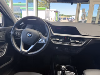 BMW 118 i Sport Line Autom., LED Navi PDC Tempomat - bilder 2