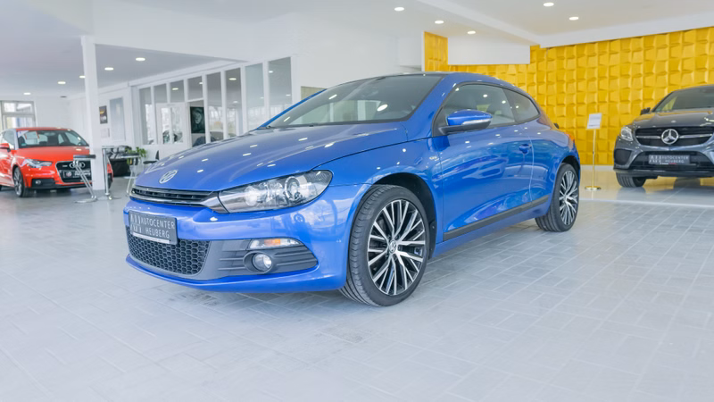 Volkswagen Scirocco 2.0 TDI BI-XENON/NAVI/19ZOLL/PANO/SHZ