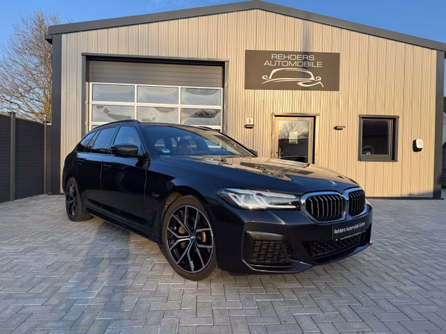 BMW 530 e xDrive M Sport - foto 1