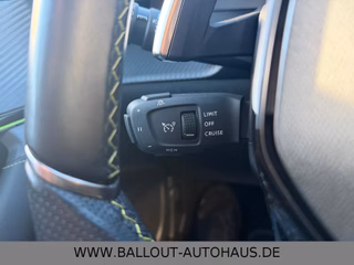 Peugeot 2008 GT Pack*2.HAND*PANO*ACC*SPUR*TEMP*FOCAL* - foto 20