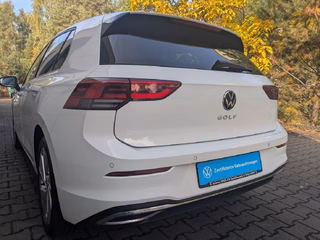 Volkswagen Golf VIII 1.5 TSI Style *Assist,Sitz,LEDPlus* - foto 4