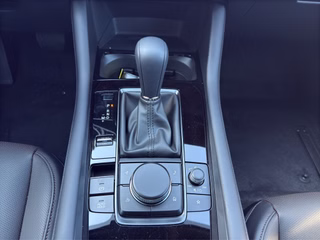 Mazda 3 2.5L G 140PS 6AG Homura Plus - bilder 9