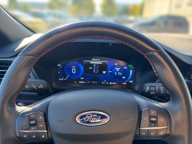 Ford Kuga Plug-In Hybrid ST-Line +1.HAND+AHK+PANO+WINTERPAKET+ - bilder 7