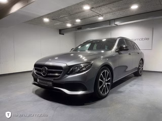 Mercedes-Benz E 220d T Avantgarde *Night Paket* - photo 1