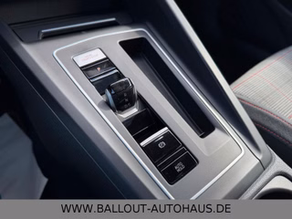 Volkswagen Golf VIII Lim GTI*1.HAND*PANO*ACC*HARMAN*TOT*SHZ - bilder 23