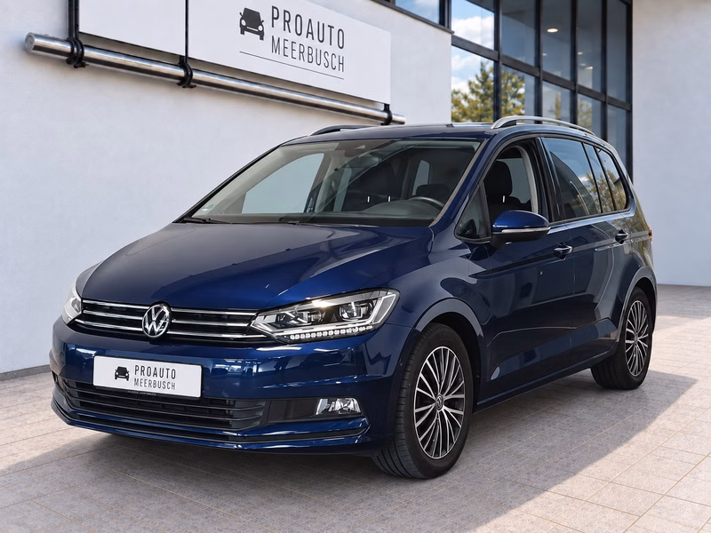 Volkswagen Touran Comfortline MASAGE/STNDHZNG/DYNAUDIO/RFK