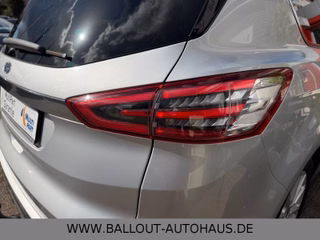 Ford S-Max Titanium*2.HAND*KLIMA*NAVI*AHK*LED*TOT*SPU - photo 11