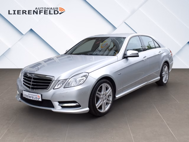 Mercedes-Benz E 200 CDI AMG Sportpaket aus 1.Hand nur 44 Tkm - bilder 1