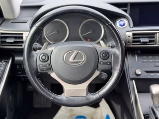 Lexus IS 300h Hybrid / Garantie / IS300H - foto 11