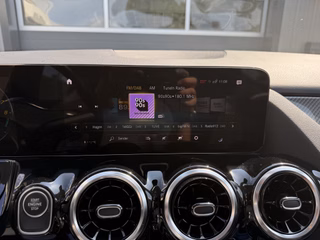 Mercedes-Benz B 250 e Pano SHZ Navi LED AMG 1.Hand Scheckheft - foto 18