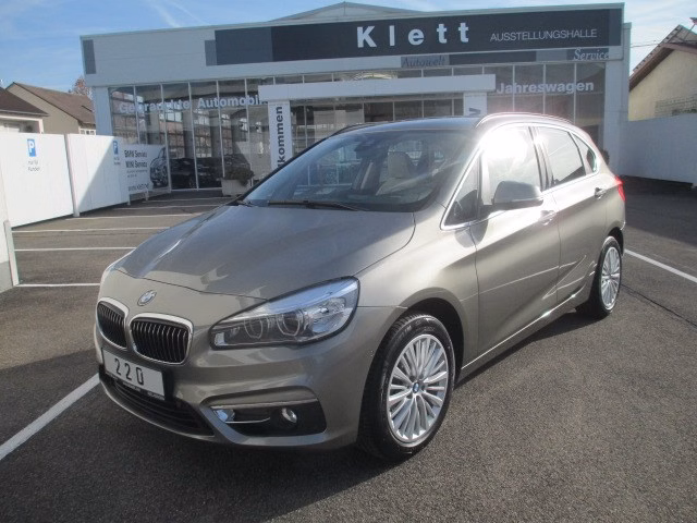BMW 220 Active Tourer i A - foto 1