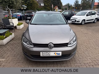 Volkswagen Golf VII Lim.Cup*2.HAND*PANO*KLIMA*NAVI*SHZ*EUR5 - bilder 3