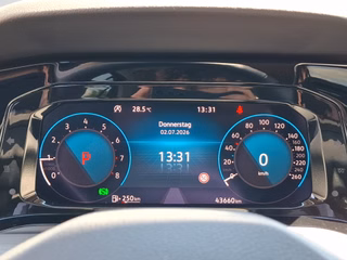 Volkswagen Golf VIII 1.5 eTSI Style DSG / KLIMA / NAVI / ACC / E-SITZE / LED-PLUS - bilder 7