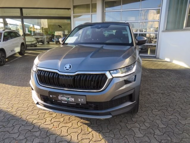 Skoda Kodiaq Tour 2.0 TDI 200 PS 7-Gang DSG 4x4, Standh.,AHK,360°Kamera,DCC,Columbus .
