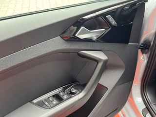 Audi A1 Sportback S-line PRE SENSE / TEMP / SPURWECHSEL / CAM 25 TFSI S line - foto 27