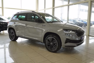 Skoda Karoq Sportline 1,5TSI DSG aAHK/ACC/Matrix/Kessy/Winterp.  **