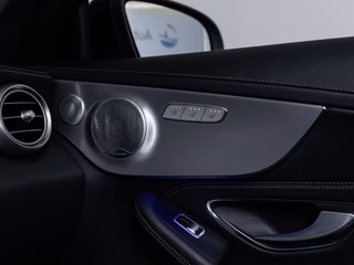 Mercedes-Benz C 300 4M AMG-LINE  DISTR MBEAM BURMESTER 360° - bilder 7