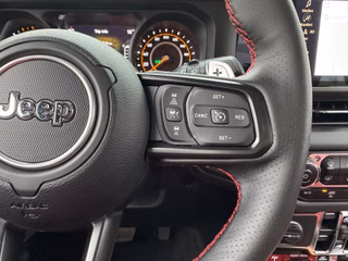 Jeep Wrangler Rubicon 392 4.5" Fahrwerk + 39er Räder + Winde - foto 25