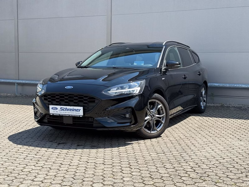 Ford Focus Turnier ST-Line mit AHK | LED | Head-up