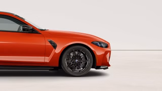 2027 BMW M4 Competition xDrive Coupe - photo 4