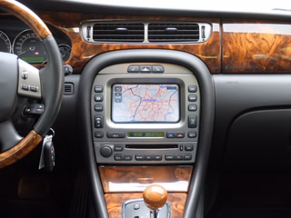 Jaguar X-Type 3.0 V6 Executive nur 75 Tkm - bilder 16