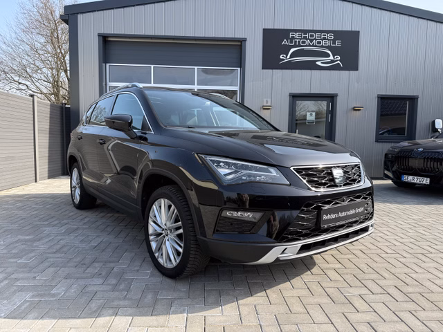 SEAT Ateca Xcellence Pano AHK SHZ ACC LED RFK - foto 1