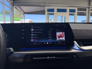 BMW X1 sDrive 18 i M Sport Autom., LED Navi Kamera Pano H/K Sound - bilder 18