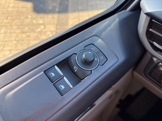 Ford Tourneo Custom Bus Plug-in Hybrid 340 L1 Active - foto 6