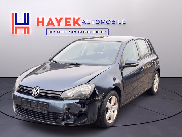 Volkswagen Golf DSG / ALU / AHK / EURo 5 Used vehicle for sale | First registration 12/2010