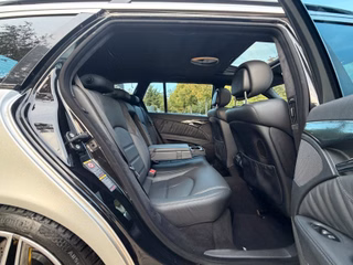 Mercedes-Benz E 63 AMG T-Modell*Keyless*Alcantara*Distronic* - foto 7