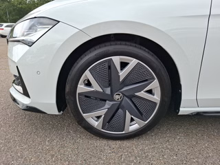 Skoda Superb Combi 2.0 TSI 4x4 Sportline DSG / PANORAMA / CANTON - bilder 13