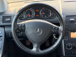 Mercedes-Benz A 160 5-türig EURO5/ Teilleder / SHZ/ NAV - foto 10