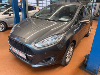 Ford Fiesta Celebration 5T, Sitzheizung, Frontscheibe beheizbar, Activ-City-Stop, Alufelgen, PPS v+h - foto 1