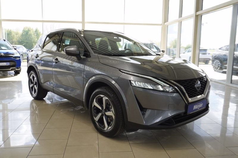 Nissan Qashqai 1,3 DIG-T Xtronic PANO/NAVI/LED/KAMERA
