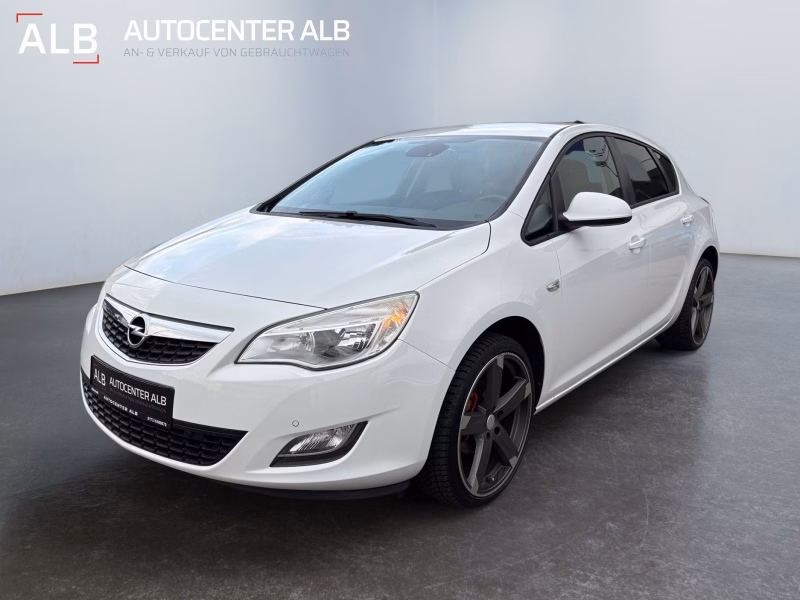 Opel Astra J 5-trg Design Edition/KLIMA/6 GANG/SHZ/