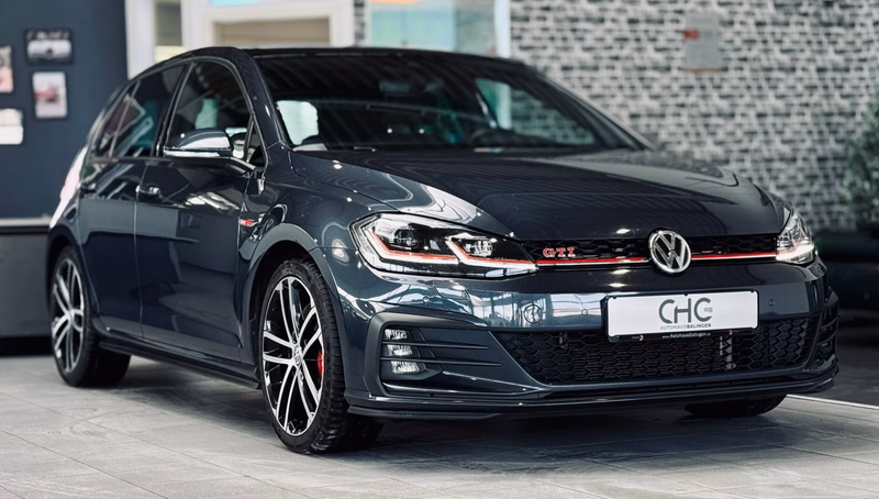 Volkswagen Golf VII GTI Performance|PANO|KAMERA|ACC|AHK|LED|