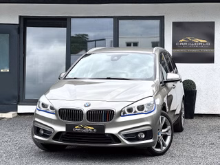 BMW 220 i Luxury Line Pano Navi Scheckheft 2.HD