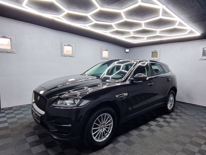 Jaguar F-Pace Pure AWD|AUTOM|STHZ|NAVI|KAMERA|SOS NOTRUF